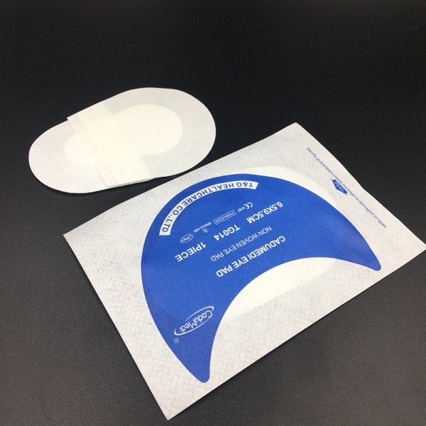 Стерильная повязка на глаз