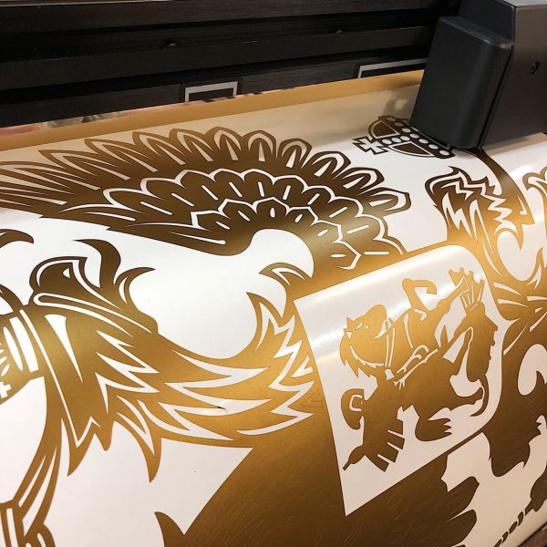 Наклейки для плоттерной резки