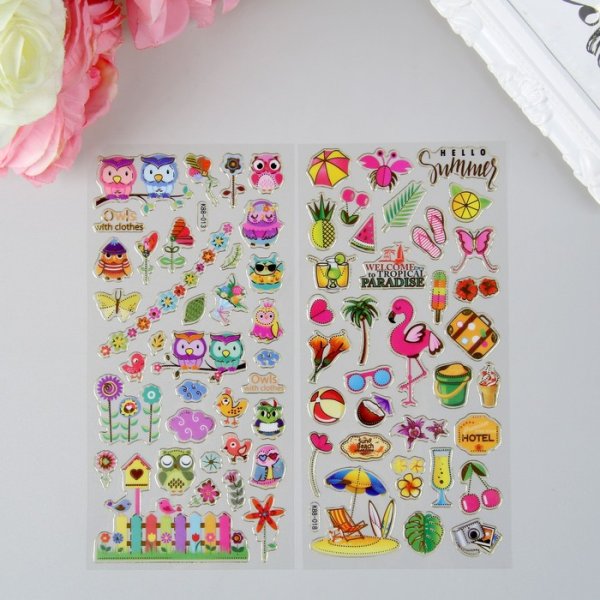 Пластик с наклейкой