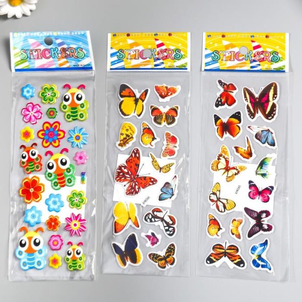 Наклейка на пластике