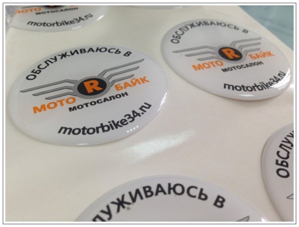 Смоляная наклейка с логотипом