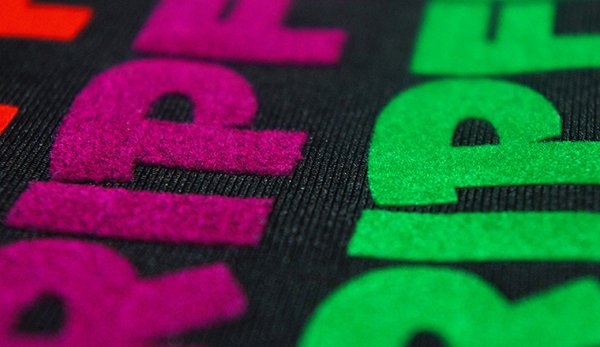 Наклейка не трогай мою машину