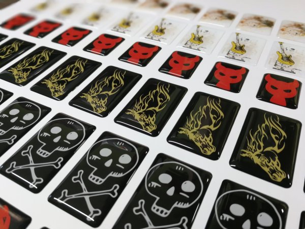 ПВХ наклейки выпуклые