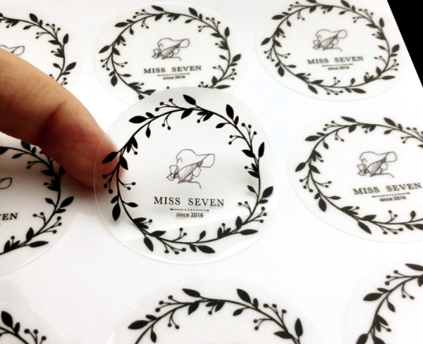 Прозрачные наклейки