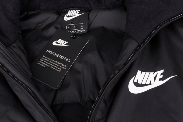 Заплатка на кожаную куртку