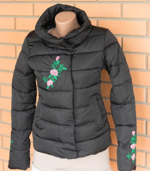 Куртка с логотипом