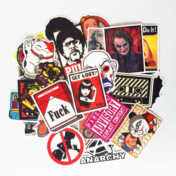 Фирменные наклейки на ноутбук