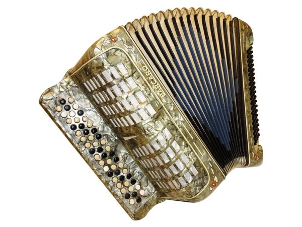 Брошь гармонь