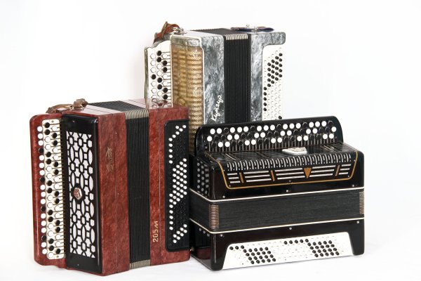 Гармонь и аккордеон