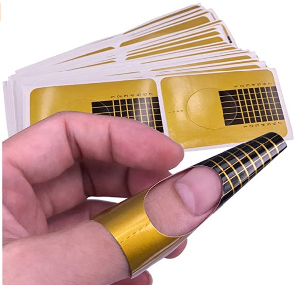 Наращение ногтей на формах