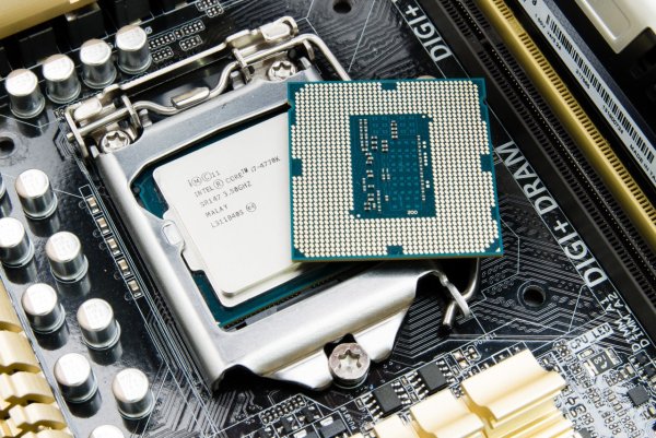 Intel Core i5 inside наклейка