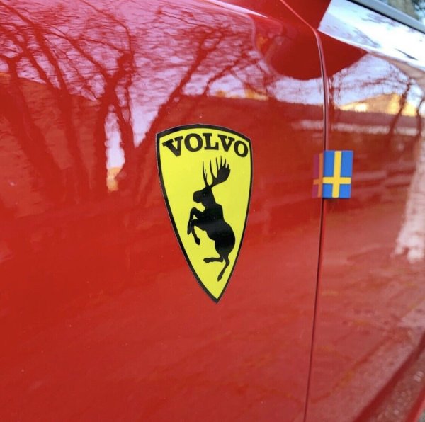 Бейсболка Volvo Prancing Moose