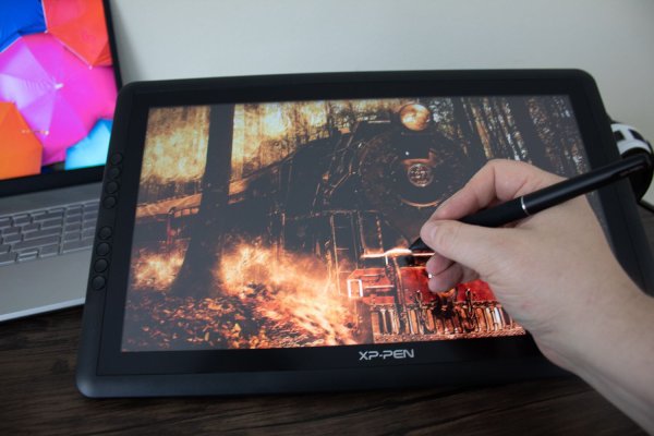 Графический планшет Wacom Cintiq