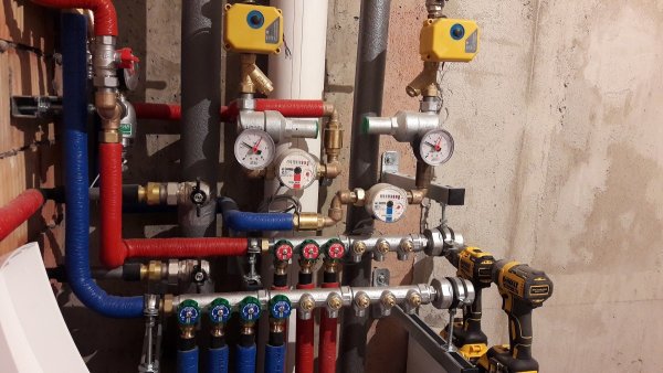 Сантехника разводка Рехау