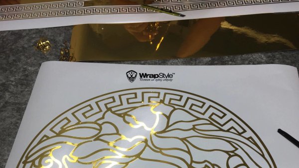 Наклейка Версаче на капот ВАЗ 2114