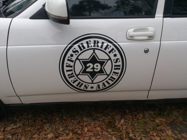 Версаче на капоте 2107