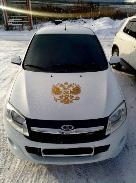 ВАЗ 2114 кварц на капоте Лада