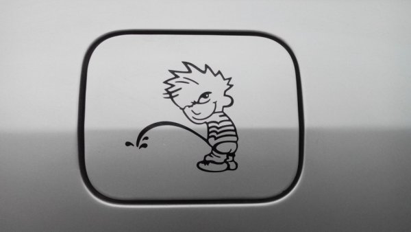 Наклейка на бензобак