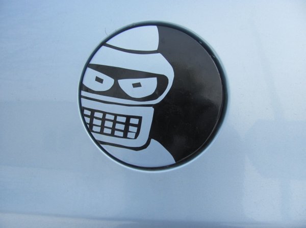 Наклейка на бензобак