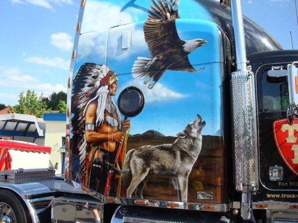 Аэрография на авто прикольные