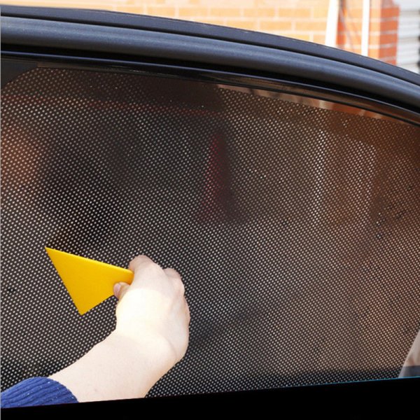 Солнцезащитные сетки на окна автомобиля