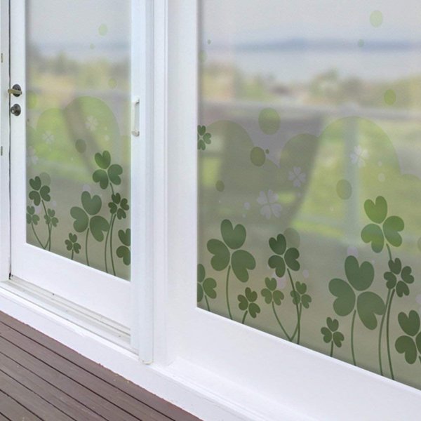 Плёнка на окна от солнца декоративная