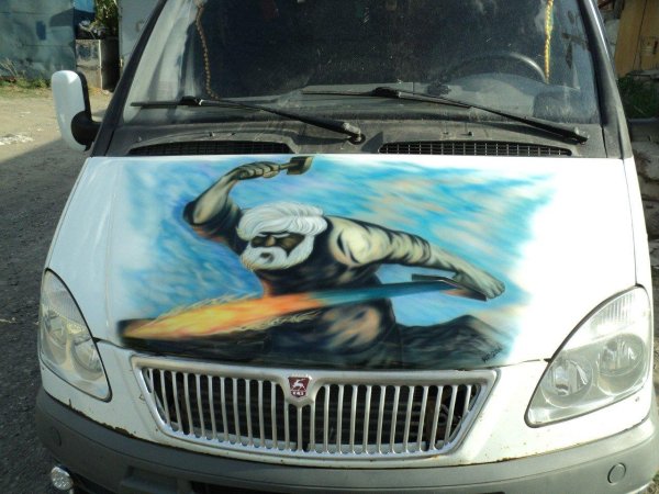 Аэрография на капоте газели