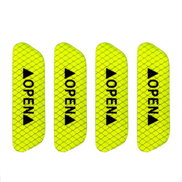 Светоотражающие наклейки на двери авто