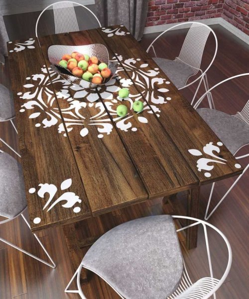 Журнальный столик с узором