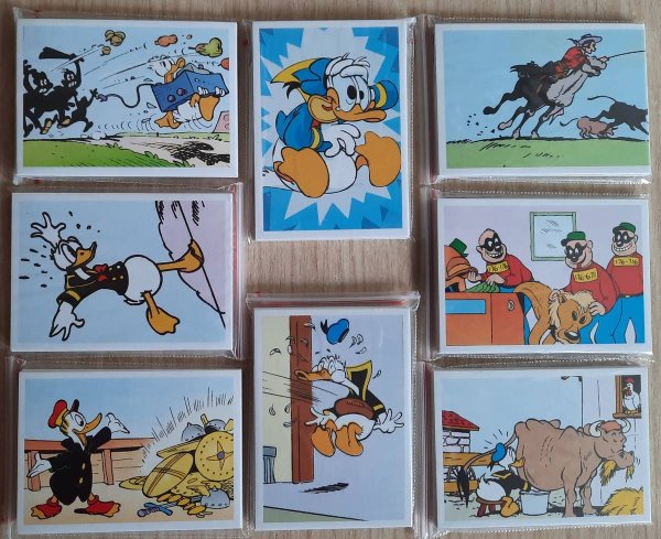 Наклейки Панини Дональд дак