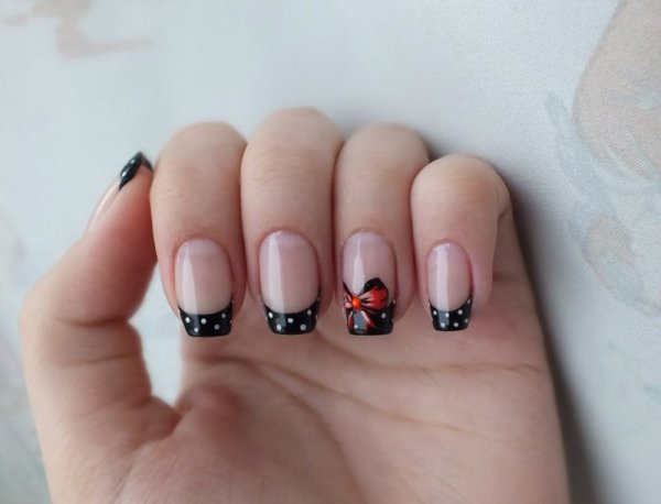 Гелевые ногти с рисунком