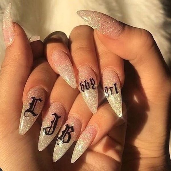 Гелевые ногти