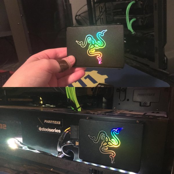 Наклейка Razer на системный блок