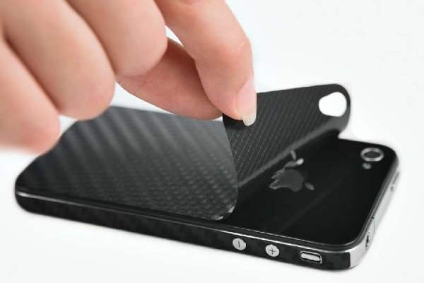 Защитная пленка на корпус телефона