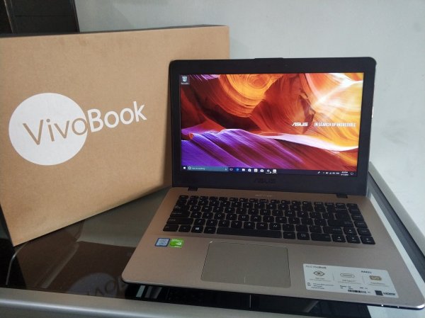 ASUS VIVOBOOK наклейки в комплекте