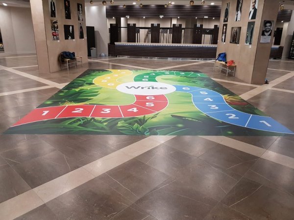 Напольная рекламная Графика