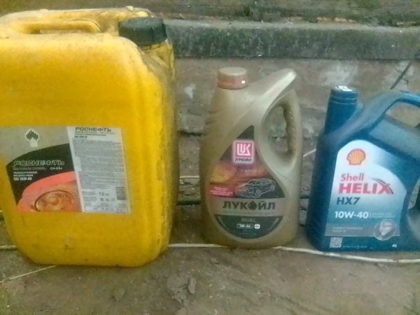 Как отличить моторное масло от подделки
