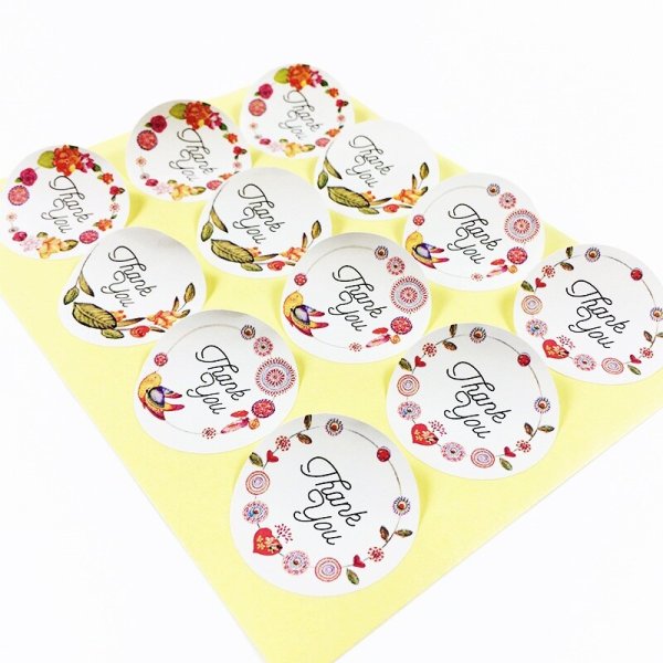 Круглые наклейки для упаковки