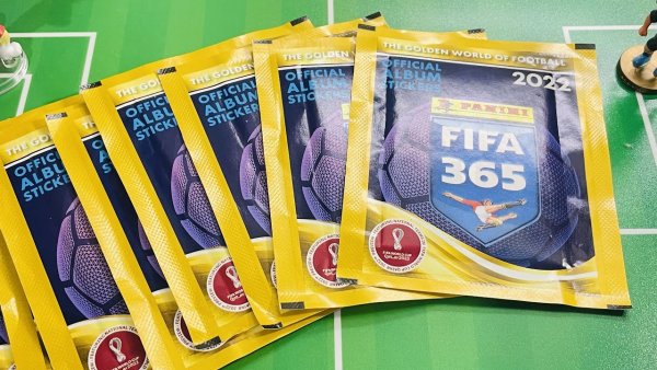 Наклейки Panini FIFA 365