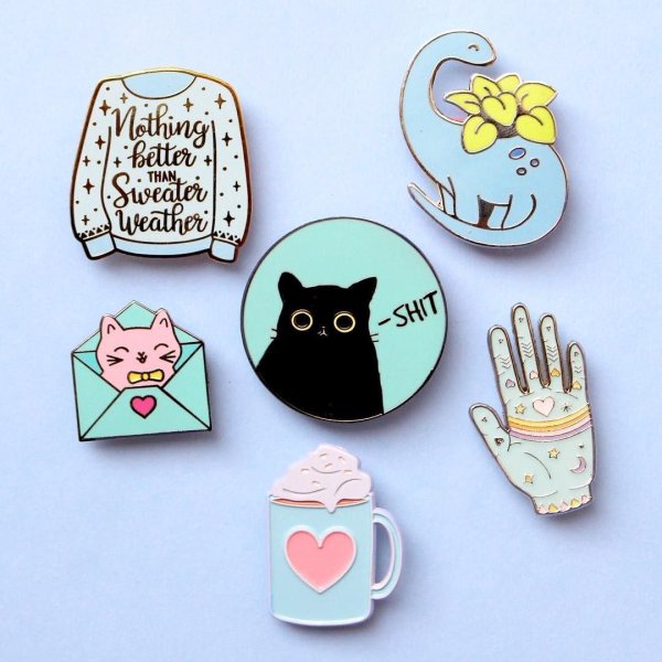 Наклейки для значков