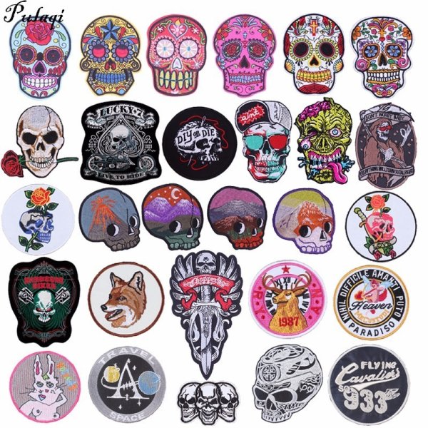 Скелет наклейка на одежду