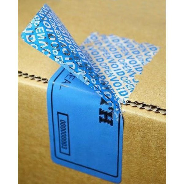 Защитная наклейка