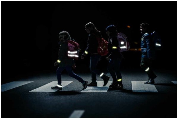 Светоотражатели для пешеходов