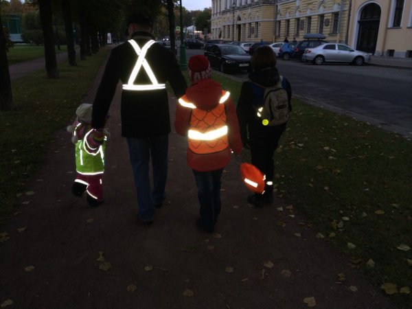Светоотражающие элементы для детей на одежду