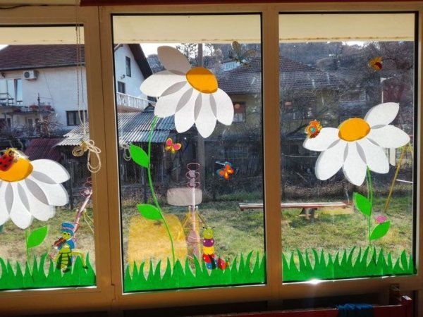 Окна летом в ДОУ