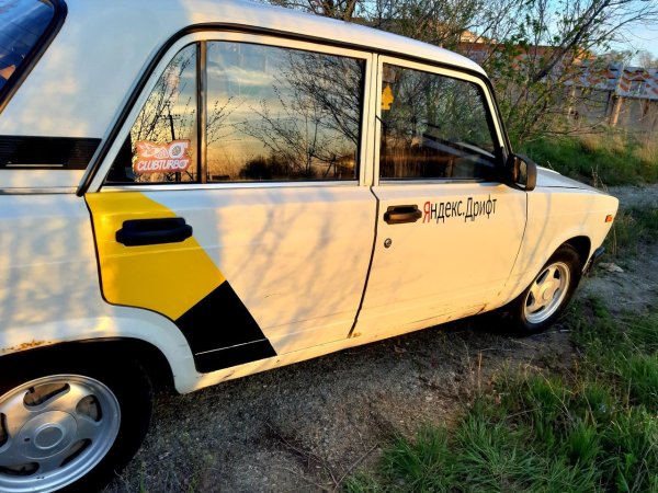 Такси Жигули 2107