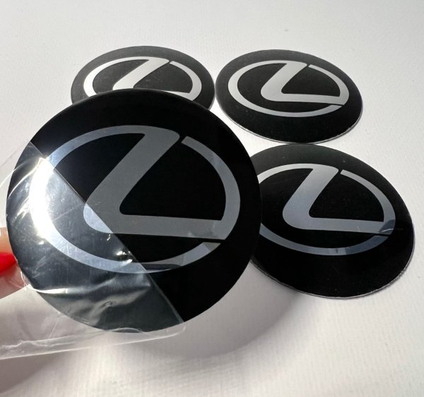 Наклейка Lexus