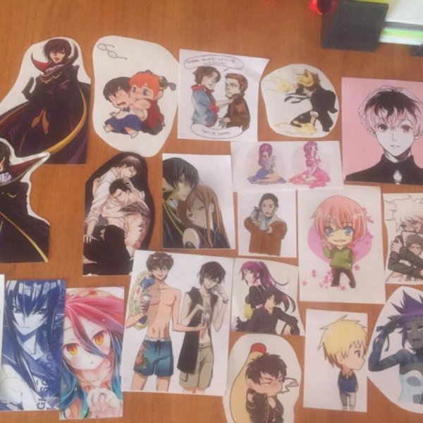 Наклейки аниме