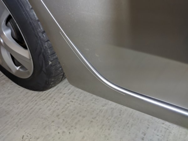 Антигравийная плёнка порога Тойота Королла 150