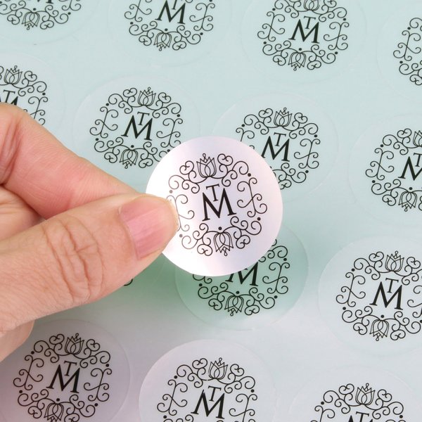 Серебряная печать на наклейках